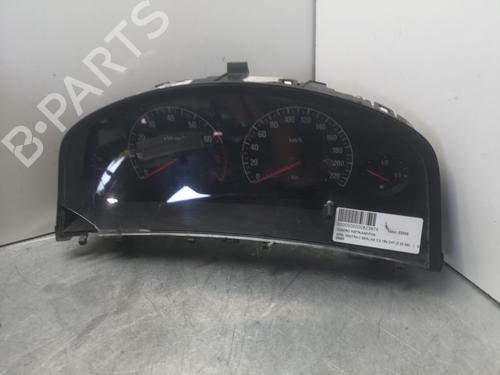Used Instrument cluster OPEL VECTRA C (Z02) [2002-2009]  15240994