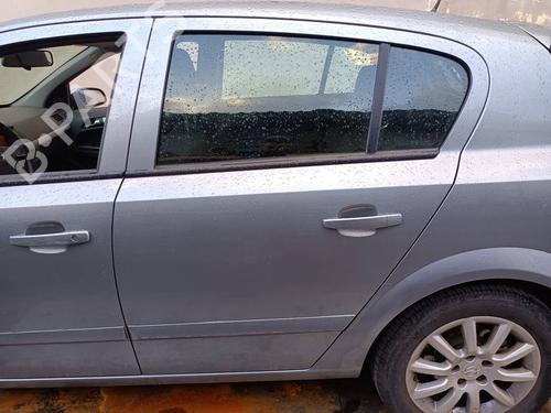 Dør venstre bagtil Dør venstre bagtil OPEL ASTRA H (A04) [2004-2014] 39721036 39721036