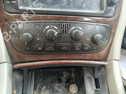 Used Climate control Climate control 37515824 37515824