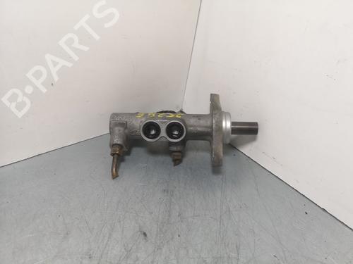 Used Brake master cylinder VOLVO XC90 I (275) D5 AWD (185 hp) 18903129