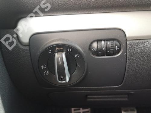 Used Headlight switch VW GOLF VI (5K1) [2008-2014]  9746600