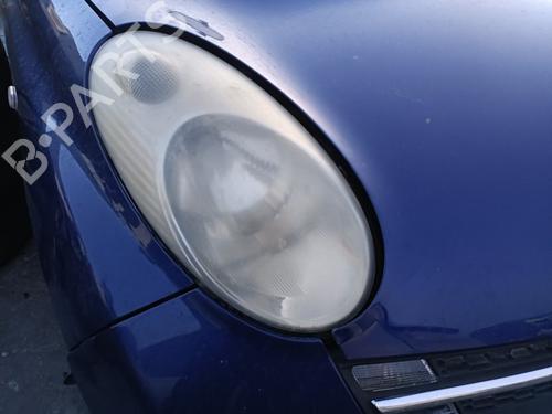 Phare droit Phare droit NISSAN MICRA III (K12) 1.5 dCi (82 hp) 34434279 34434279