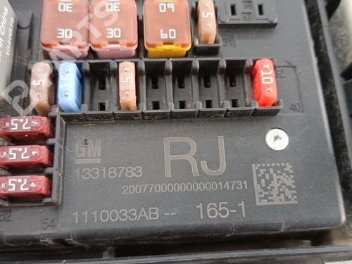 Fuse box OPEL ASTRA J (P10)  | BP12090454E1 