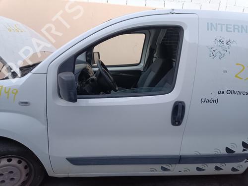 Used Left front door PEUGEOT BIPPER (AA_) [2008-2025]  24941236