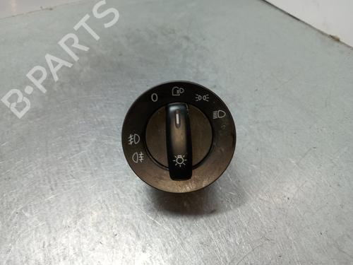 Commande de phare VW PASSAT B6 (3C2) [2005-2011]  32317358