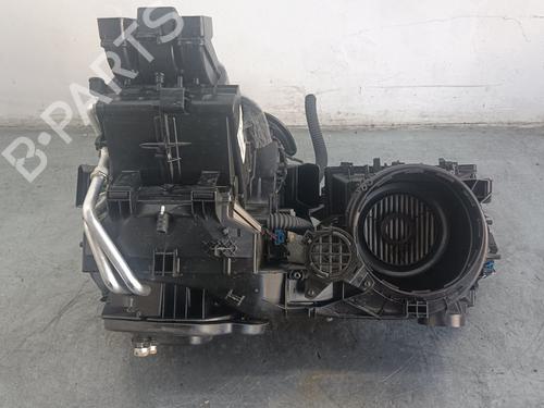 Used Heater matrix box SKODA KAROQ (NU7, ND7) 1.6 TDI (115 hp) 19532577