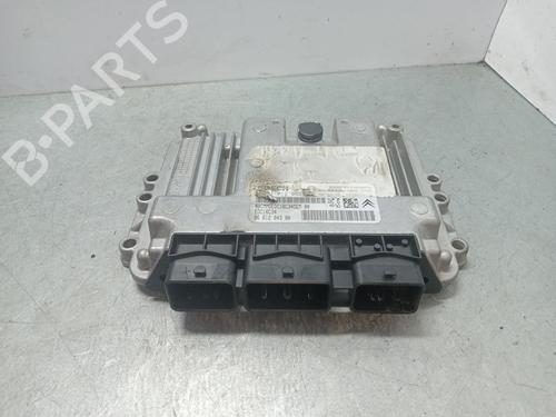 engine-control-unit-ecu-citroen-c4-i-lc_-2004-2005-2006-2007-2008-2009-2010-2011-2012-2013-2014-29048720 main image