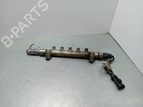 Rail D'Injecteurs OPEL ASTRA J (P10) 1.6 CDTi (68) (110 hp) 33042672