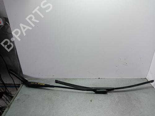 Used Front windshield wiper arm NISSAN NV300 Van (X82) [2016-2025]  30966737