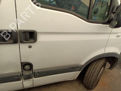 Used Right front door Right front door 37215811 37215811