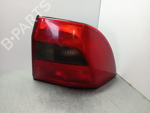 Used Right taillight OPEL VECTRA B (J96) [1995-2004]  31967355