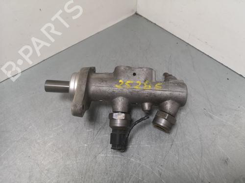 Brake master cylinder VOLVO XC90 I (275) D5 AWD | BP18903129M77 