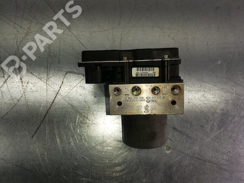 Used ABS pump AUDI A4 B7 (8EC) 1.8 T (163 hp) 4613496