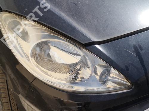 Used Right headlight Right headlight PEUGEOT 1007 (KM_) 1.4 HDi (68 hp) 9746738 9746738