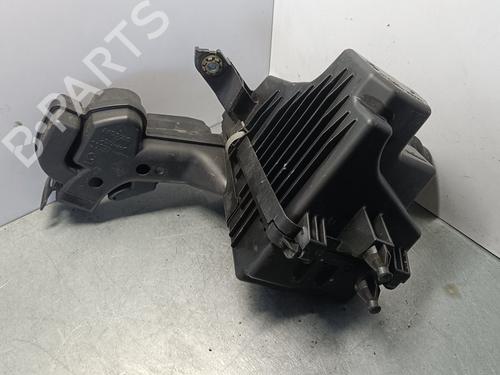 Used Air filter box NISSAN QASHQAI II (J11, J11_) [2013-2025]  30079027