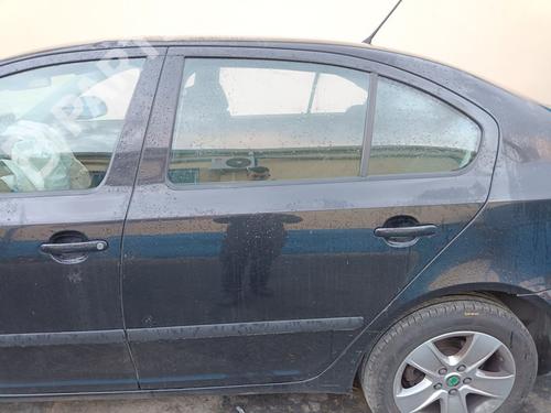 Used Left rear door SKODA OCTAVIA II (1Z3) 1.6 TDI (105 hp) 11229452