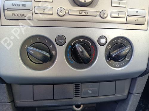 Used Climate control Climate control FORD FOCUS II Saloon (DB_, FCH, DH) [2005-2026] 35930008 35930008