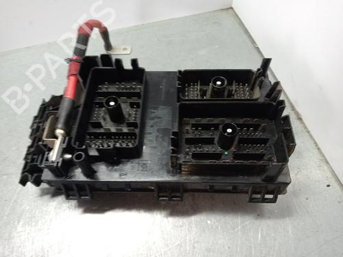 Fuse box OPEL ASTRA J (P10) | BP32317352E1