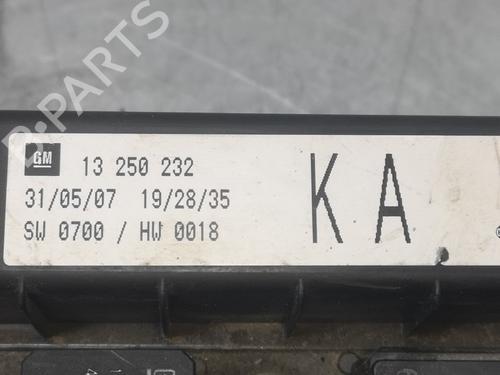 Fuse box OPEL ASTRA H (A04)  | BP13451013E1 