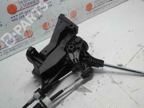 Used Gear lever FORD ECOSPORT 1.5 Ti (112 hp) 7408777