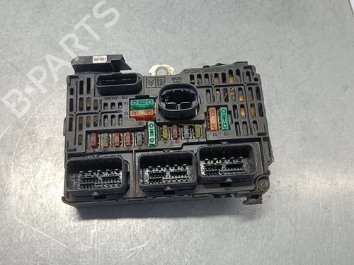 Used Fuse box CITROËN C5 I (DC_) [2001-2005]  30079024