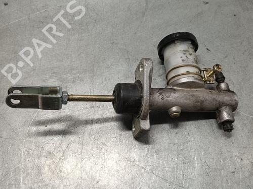 Clutch slave cylinder FORD MAVERICK (UDS, UNS) 2.7 TD | BP29608666M113 