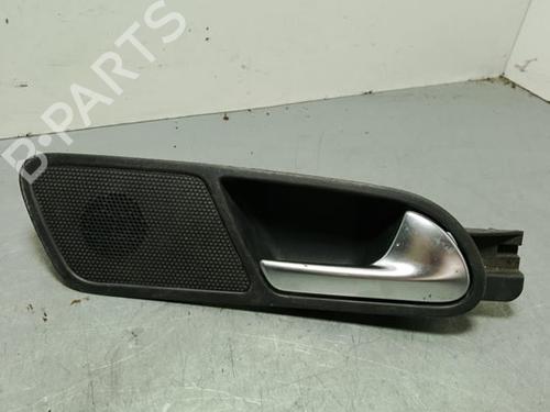 Højre bagtil invendig håndtag Højre bagtil invendig håndtag VW TIGUAN (5N_) [2007-2018] 34102445 34102445