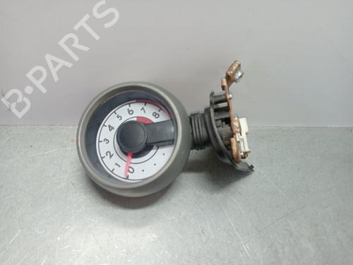 Used Instrument cluster Instrument cluster PEUGEOT 107 (PM_, PN_) 1.0 (68 hp) 32502048 32502048