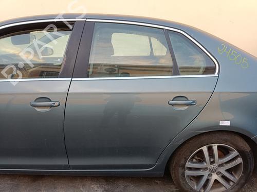 Dør venstre bagtil Dør venstre bagtil VW JETTA III (1K2) 1.9 TDI (105 hp) 15956706 15956706
