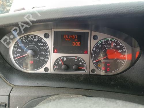 Used Instrument cluster IVECO DAILY IV Van [2006-2012]  31598163