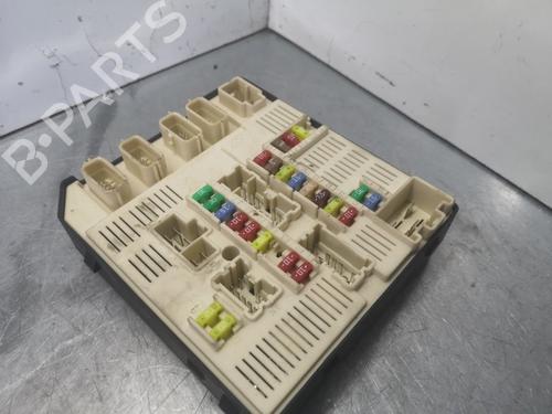 Fuse box RENAULT MEGANE III Coupe (DZ0/1_) 1.6 16V (DZ0U, DZ1B, DZ1H) | BP15240988E1
