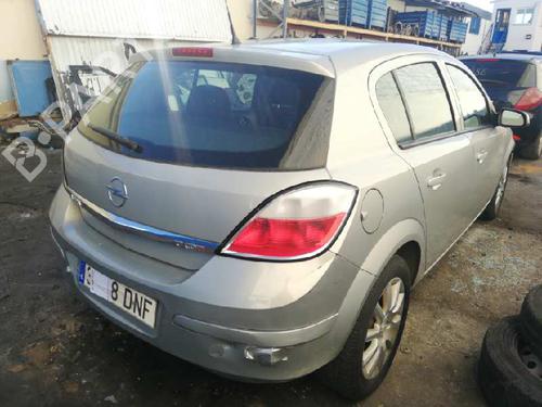 Rear parcel shelf OPEL ASTRA H (A04)  | BP6656593C85 