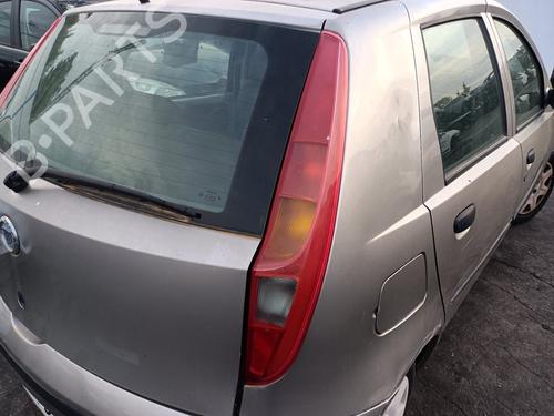 Høyre baklys Høyre baklys FIAT PUNTO Hatchback Van (188_) 1.2 60 (60 hp) 34364723 34364723
