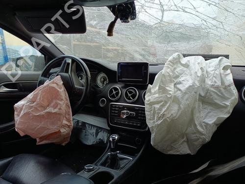 Right front door MERCEDES-BENZ A-CLASS (W176) A 200 CDI (176.001) | BP30919347C3 