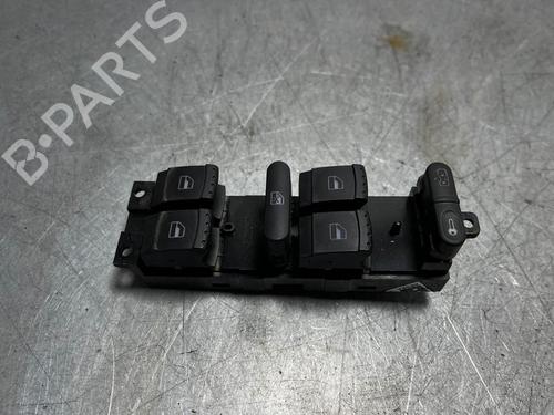 Venstre fortil elrude kontakt VW PASSAT B5.5 (3B3) [2000-2005]  31215317