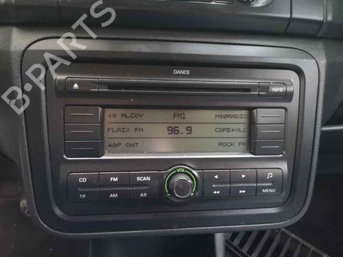 Used Radio SKODA ROOMSTER (5J7) 1.4 TDI (80 hp) 8199812