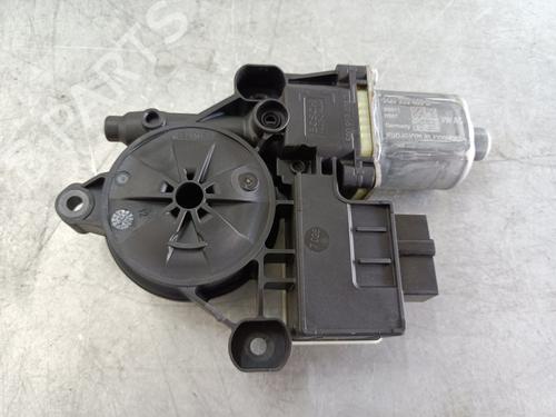 Portierruitmotor rechtsachter SEAT ARONA (KJ7, KJP) [2017-2025]  27877713