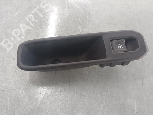 Fensterheberschalter links hinten DACIA DUSTER SUV Van 1.5 dCi 4x4 (109 hp) 17020760