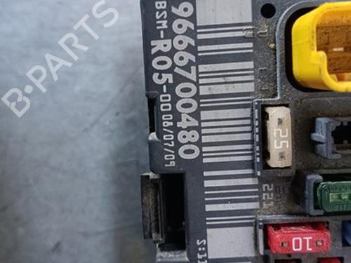 Fuse box PEUGEOT 308 SW I (4E_, 4H_)  | BP28670436E1 