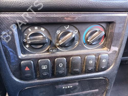 Used Climate control MITSUBISHI GALLOPER (JK-01) 3.0 V6 (141 hp) 31589328