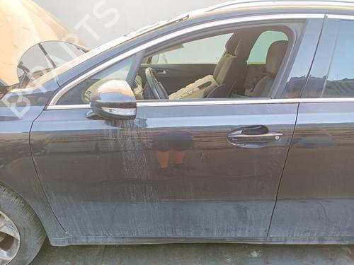 Used Left front door Left front door 37215622 37215622