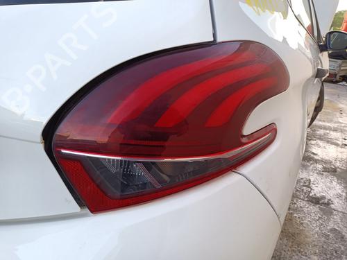 Used Right taillight PEUGEOT 208 I (CA_, CC_) 1.6 BlueHDi 120 (120 hp) 31368705