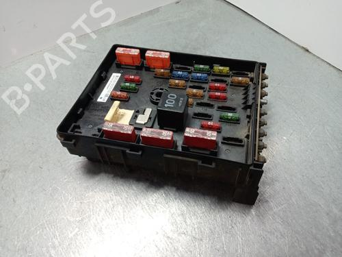 Sikringsdåse VW PASSAT B6 (3C2) [2005-2011]  32317356