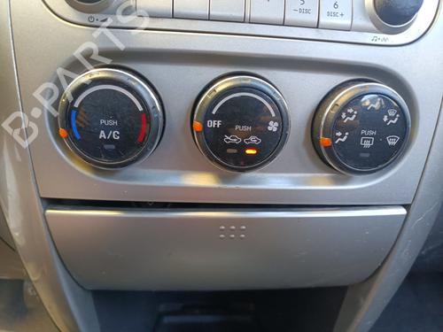 Used Climate control Climate control 38179824 38179824