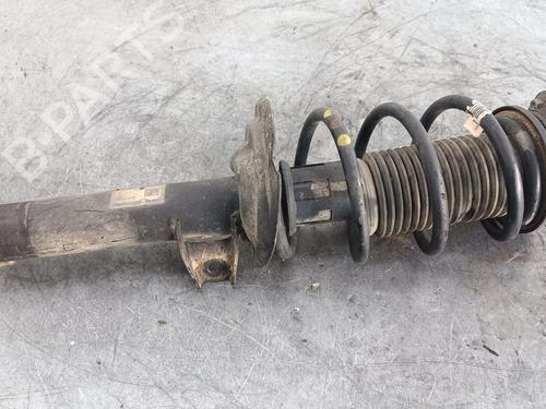 Used Right front shock absorber SKODA KAROQ (NU7, ND7) 1.6 TDI (115 hp) 19646053