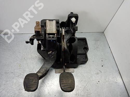 Used Break pedal LANCIA DELTA III (844_) 1.6 D Multijet (844.AXC11, 844.AXC1A) (120 hp) 9558028