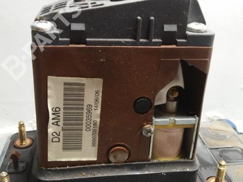Gear lever PEUGEOT 407 Coupe (6C_) 2.7 HDi | BP7408872M90