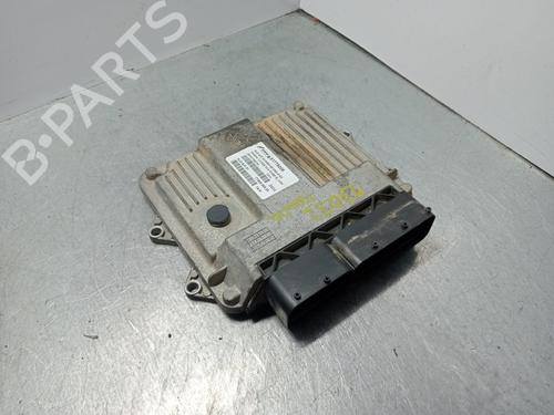 Used Engine control unit (ECU) Engine control unit (ECU) FIAT PANDA (169_) [2003-2026] 31651833 31651833