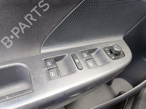 Used Left front window switch VW GOLF V (1K1) [2003-2010]  13451188