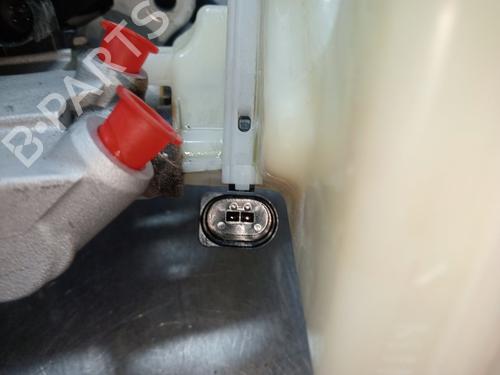 Brake master cylinder VW T-ROC (A11, D11) | BP33272061M77 - Image 3